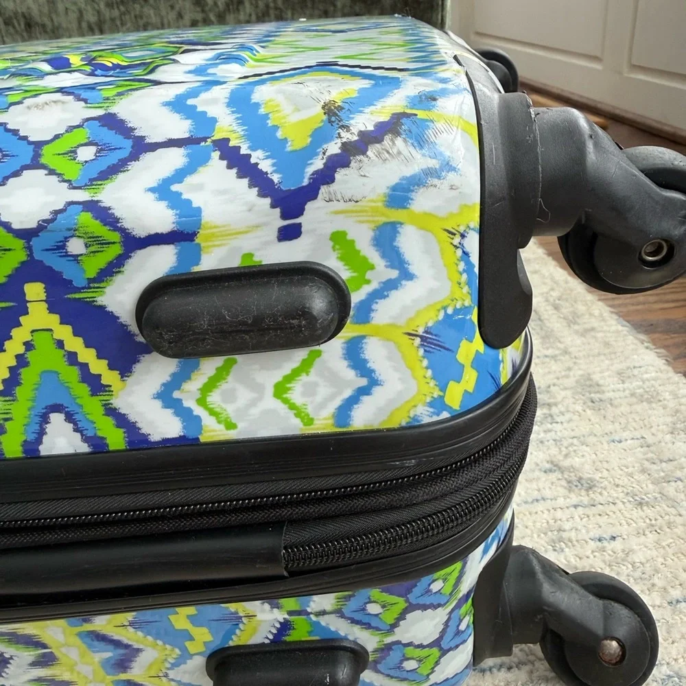 Roxy Geometric Blue and Green Suitcase Carry On Hardsided expandable Y2K Clean
